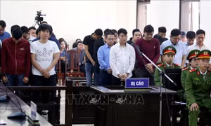 Kiến nghị tiếp tục điều tra về lời khai đưa và nhận hối lộ trong vụ án đánh bạc nghìn tỷ