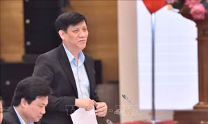 Thực hiện khai báo y tế bằng tờ khai điện tử