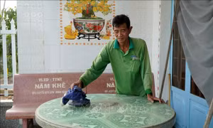 Khổ sở sống chung với bụi từ nhà máy xay xát