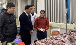 Hỗ trợ cho công nhân bị tai nạn tại mỏ than Cọc Sáu