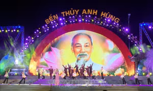 Chương trình nghệ thuật 'Bến Thủy anh hùng'