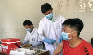 Cà Mau đẩy nhanh tiến độ tiêm vaccine cho người từ 12 tuổi trở lên