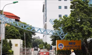 Trường Đại học Kinh tế Quốc dân nhận hồ sơ xét tuyển kết hợp từ 1/6 - 25/6