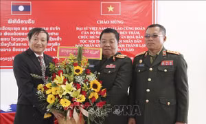 Việt Nam luôn đồng hành cùng sự lớn mạnh và phát triển của Quân đội Nhân dân Lào