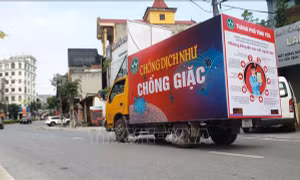 Đường phố Vĩnh Yên vắng vẻ trong ngày đầu cách ly
