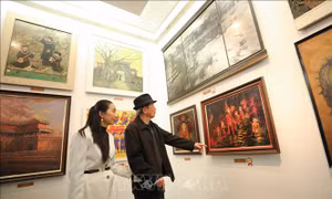 Chiêm ngưỡng di sản văn hoá qua hội họa