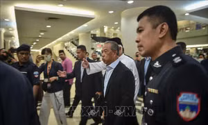 Cựu Thủ tướng Malaysia M. Yassin bị buộc tội lạm quyền và rửa tiền