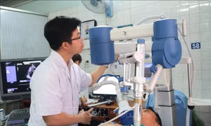 Bệnh viện đầu tiên ở khu vực phía Nam triển khai kỹ thuật điều trị mạch vành bằng sóng xung kích