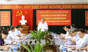 Phó Thủ tướng Thường trực Chính phủ Trương Hòa Bình làm việc tại Tuyên Quang