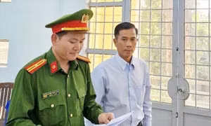 Khởi tố nguyên Giám đốc Văn phòng Đăng ký đất đai ở An Giang