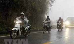 Đêm 20/6, vùng núi Bắc Bộ có mưa dông kèm lốc, sét, mưa đá và gió giật mạnh