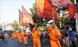 Rộn ràng Lễ hội Tết Nguyên tiêu Xuân Giáp Thìn