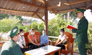 Bộ đội Biên phòng Điện Biên đồng hành cùng người dân vùng biên 