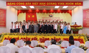 Xây dựng huyện Trần Văn Thời đạt chuẩn nông thôn mới vào năm 2025