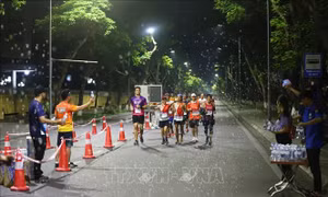 8.000 vận động viên tham dự giải VnExpress Marathon Hue 2024
