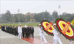 Lãnh đạo Đảng, Nhà nước viếng Lăng Chủ tịch Hồ Chí Minh