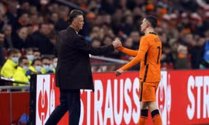 HLV Van Gaal của tuyển Hà Lan chia sẻ quá trình điều trị căn bệnh ung thư