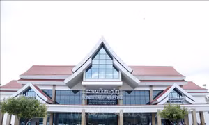 Sân bay Nongkhang do Việt Nam tài trợ và xây dựng sẽ được nâng cấp thành sân bay quốc tế