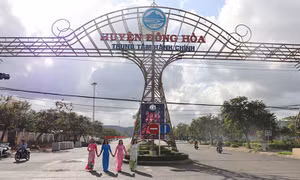 Nghị quyết thành lập các thị xã thuộc tỉnh Phú Yên, Bình Định và Thanh Hóa