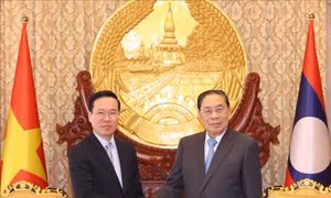 Chủ tịch nước Võ Văn Thưởng thăm nguyên Tổng Bí thư, Chủ tịch nước Lào Choummaly Sayasone
