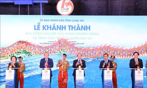 Thủ tướng: Long An cần chú trọng phát triển bền vững gắn với bảo vệ môi trường