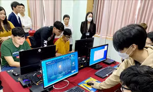 TP Hồ Chí Minh giới thiệu Esports đến người khuyết tật