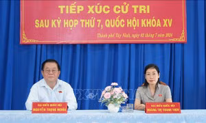 Trưởng ban Tuyên giáo Trung ương Nguyễn Trọng Nghĩa tiếp xúc cử tri tại Tây Ninh