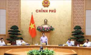 Thủ tướng Phạm Minh Chính: Khắc phục tình trạng rút hoặc lùi thời gian trình các văn bản pháp luật