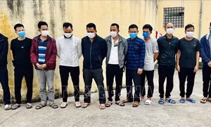 Bắt giữ 11 đối tượng đánh bạc, thu hơn 80 triệu đồng