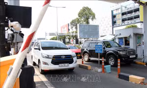 Ngày đầu thử nghiệm thu phí tự động không dừng tại sân bay Nội Bài và Tân Sơn Nhất