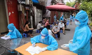 Tổng hợp COVID-19 ngày 12/8: Thúc đẩy sản xuất vaccine phòng COVID-19 'made in Vietnam'