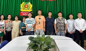 Triệt phá tụ điểm mại dâm 'cao cấp' chuyên phục vụ khách nước ngoài