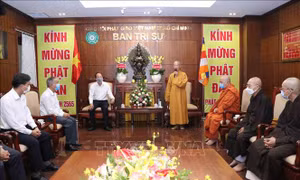 Lãnh đạo TP Hồ Chí Minh chúc mừng một số cơ sở Phật giáo nhân Lễ Phật đản 2021
