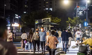 Lộ trình dài hạn 'sống chung với COVID-19'
