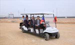 Thủ tướng CH Séc thăm Dự án nhà máy sản xuất, lắp ráp ô tô Škoda tại Quảng Ninh