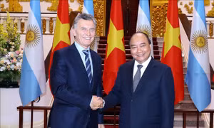 Thủ tướng Nguyễn Xuân Phúc hội kiến với Tổng thống Argentina