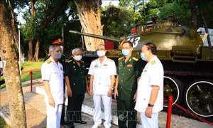 Thành phố mang tên Bác rộn ràng trong ngày Chiến thắng