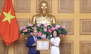 Thủ tướng Nguyễn Xuân Phúc gặp mặt 'Những tấm gương sáng thầm lặng vì cộng đồng'