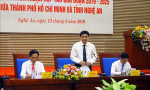 Tỉnh Nghệ An và Thành phố Hồ Chí Minh đẩy mạnh hợp tác phát triển