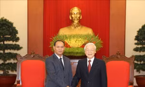 Tổng Bí thư, Chủ tịch nước Nguyễn Phú Trọng tiếp đoàn đại biểu cấp cao Bộ An ninh Lào ​