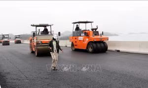 Tăng tốc thi công, hoàn thành cao tốc Vân Đồn - Móng Cái vào ngày 30/4