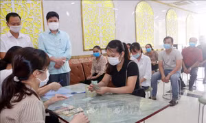 Hà Nam: Đẩy nhanh thực hiện gói hỗ trợ cho người bị ảnh hưởng của dịch COVID-19
