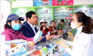Kiểm soát chất lượng, hạn dùng của thuốc trước khi đưa ra thị trường