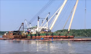 Tìm thấy thi thể nạn nhân cuối cùng bị mất tích khi trục vớt tàu chìm trên sông Lòng Tàu