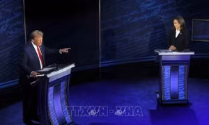 Hai ứng cử viên Kamala Harris và Donald Trump tranh luận 'cân tài cân sức'