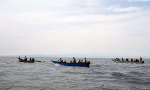 Lật tàu ngoài khơi Thái Lan, khoảng 20 người mất tích