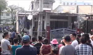 Nổ lớn tại nhà kho chứa ve chai, một thanh niên tử vong