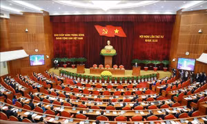  Lấy sức mạnh toàn dân, tạo động lực vì mục tiêu kép