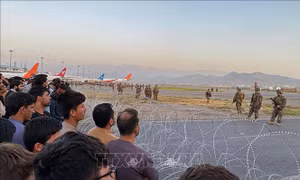 Mỹ nỗ lực đảm bảo an ninh cho công tác sơ tán tại sân bay ở Kabul