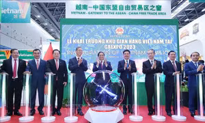 Mong muốn Việt Nam trở thành điểm trung chuyển hàng hóa giữa ASEAN - Trung Quốc